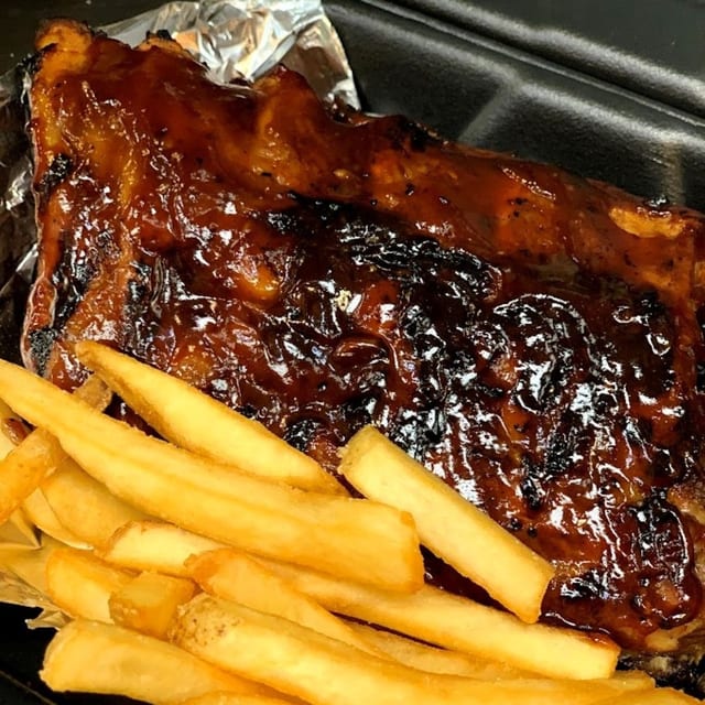 1/2 Rack Baby Back Ribs.